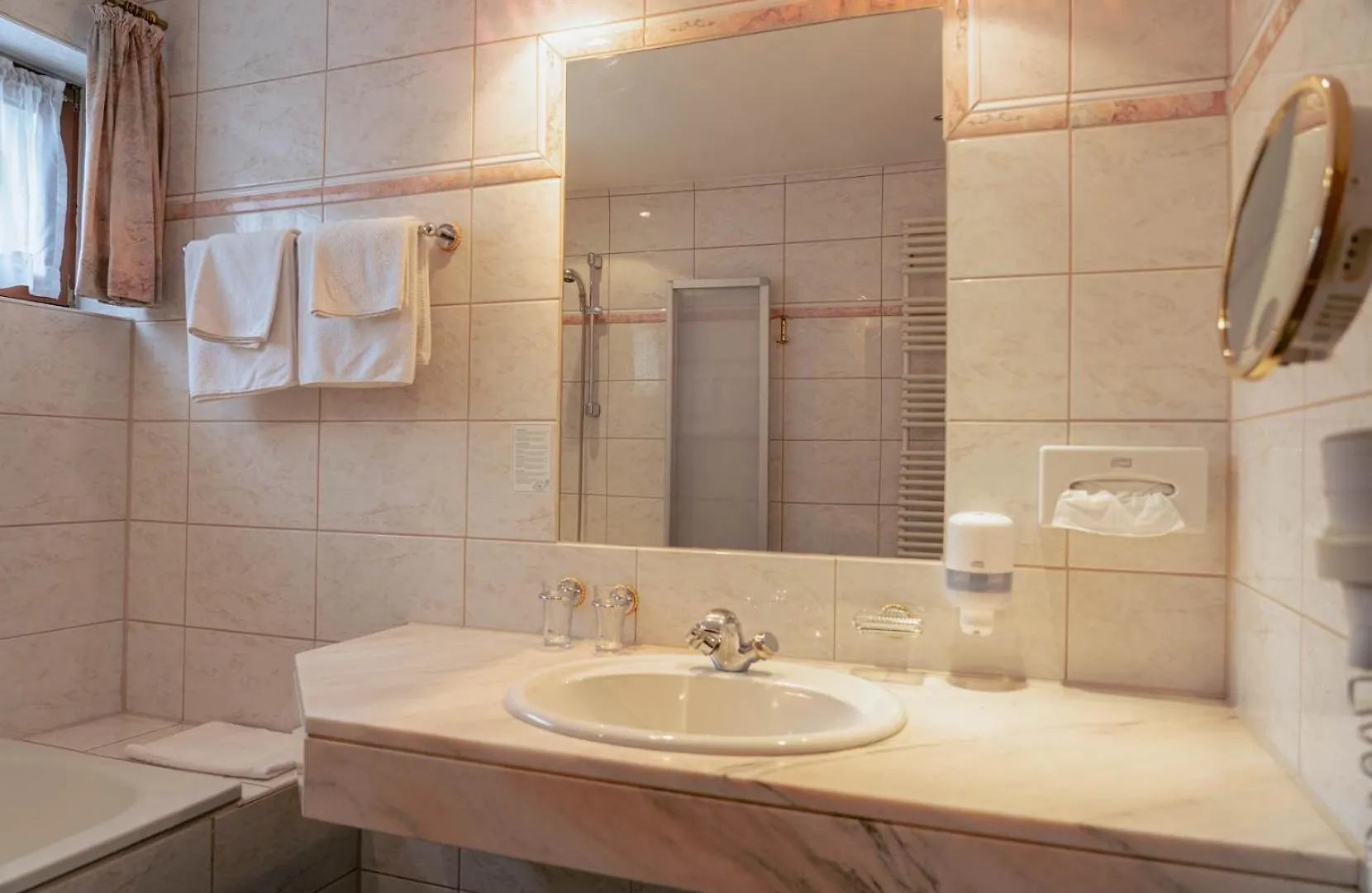 Hotel Donnerhof Fulpmes